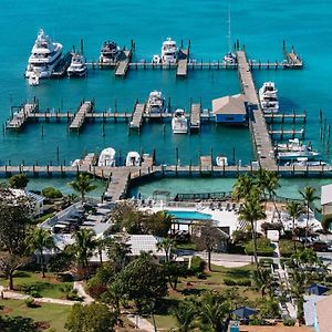 Romora Bay Resort & Marina